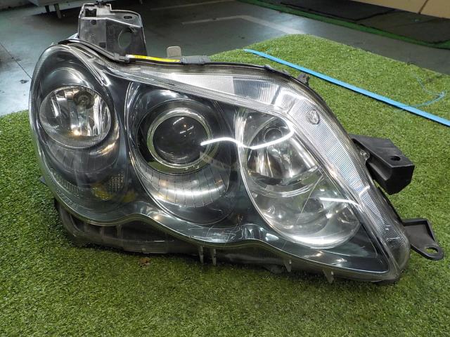 【中古】中古部品 マークＸ GRX120 右ﾍｯﾄﾞﾗﾝﾌﾟ 【3260200000-241017000610800】