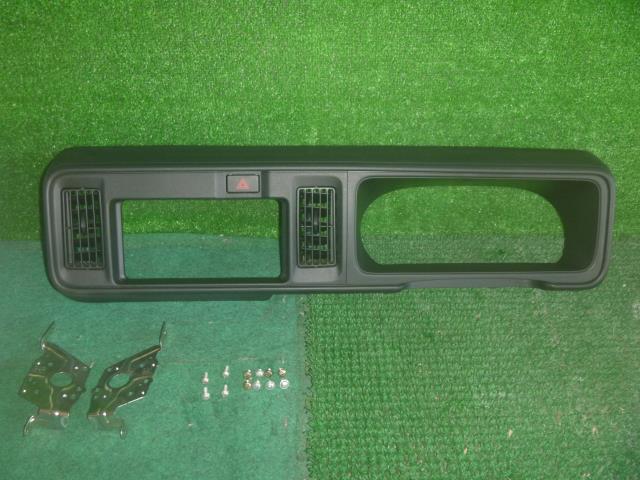 【中古】中古部品 ハイゼット S331V ｸﾗｽﾀｰﾊﾟﾈﾙ 【3330370100-000243028370220】