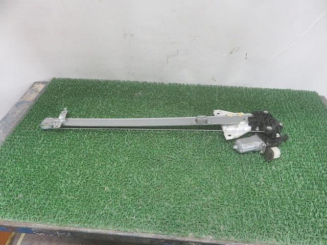 【中古】中古部品 パレット MK21S 右ﾌﾛﾝﾄﾄﾞｱﾚｷﾞｭﾚｰﾀ･ﾓｰﾀｰ 【3330380100-000036031113120】