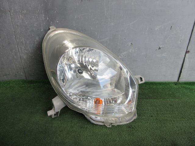 【中古】中古部品 パッソ KGC30 右ﾍｯﾄﾞﾗﾝﾌﾟ 【3330560100-241024000810800】