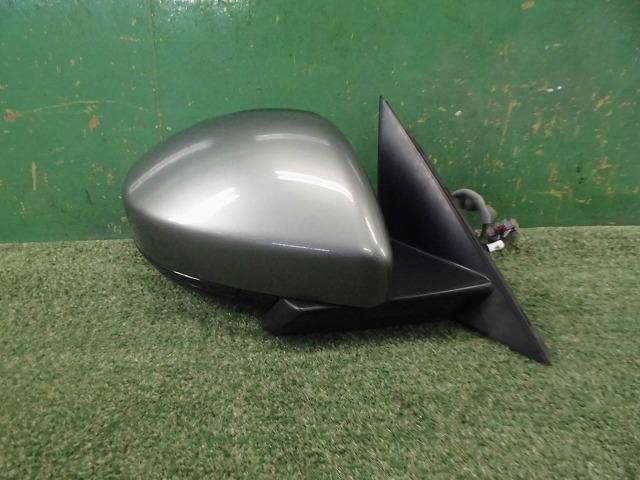 【中古】中古部品 レンジローバーヴェラール LY2NA 右サイドミラー 【3330150100-000024332013500】