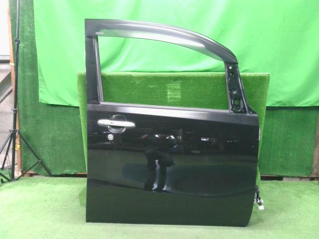 【中古】中古部品 ルクラ L455F 右ﾌﾛﾝﾄﾄﾞｱ 【3310200100-000021167513100】
