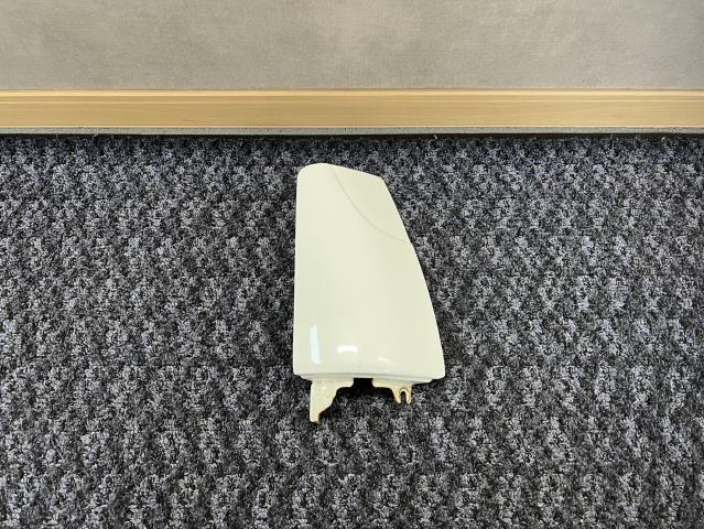 【中古】中古部品 ハイゼット S110V 右ﾌﾛﾝﾄｺｰﾅｰﾊﾟﾈﾙ 【3330440100-241028000511300】