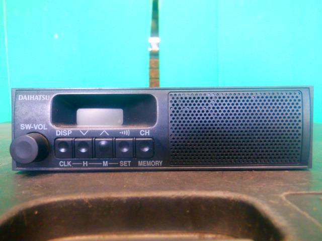 【中古】中古部品 ミラ L250V ラジオ 【3340140100-000024263261100】