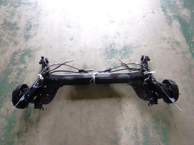【中古】中古部品 ｅＫワゴン B33W ﾘｱｱｸｽﾙﾋﾞｰﾑ 【3330810100-241030000553500】