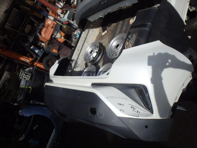 【中古】中古部品 Ｃ－ＨＲ ZYX10 ﾘｱﾊﾞﾝﾊﾟｰﾌｪｰｽ 【3331010800-000022594215110】