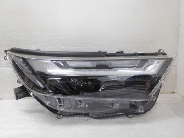 【中古】再生部品 ＲＡＶ－４ AXAH52 右ﾍｯﾄﾞﾗﾝﾌﾟ 【3380050000-000036303010800】