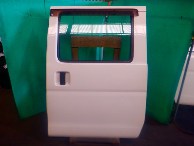 【中古】中古部品 ハイゼット S321V 左ﾘｱﾄﾞｱ 【3340140100-000024265613400】
