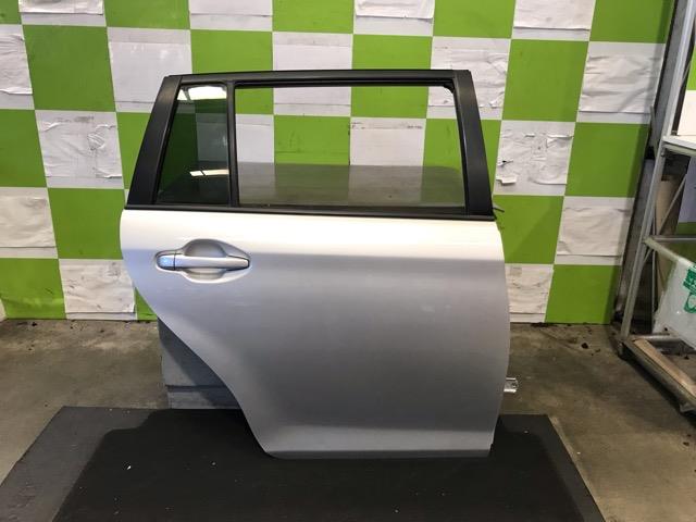 【中古】中古部品 カローラフィールダー NZE161G 右リアドア 【3330530100-000005299413300】|e-cleマート