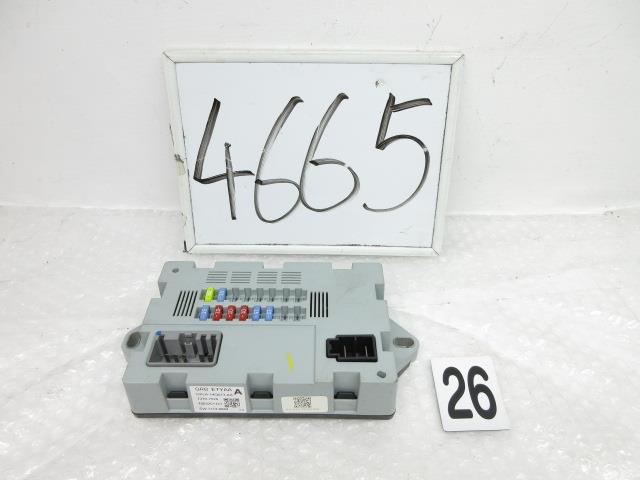 【中古】中古部品 レンジローバー LG3SB ﾋｭｰｽﾞﾎﾞｯｸｽ 【3500170000-241108500667800】