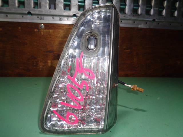 【中古】中古部品 ムラーノ TZ50 右テールランプ 【3330810100-241106000415500】