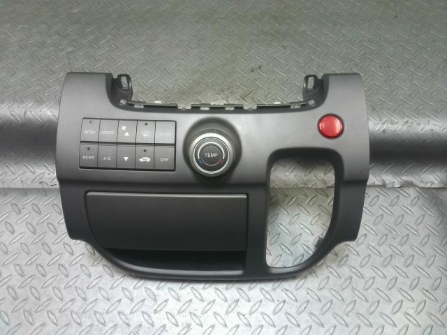 【中古】中古部品 ステップワゴン RG2 A/Cｽｲｯﾁﾊﾟﾈﾙ 【3330990700-202410004960900】