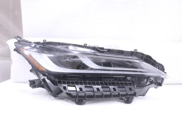 【中古】中古部品 ハリアー MXUA80 右ﾍｯﾄﾞﾗﾝﾌﾟ 【3260520000-241112500310800】