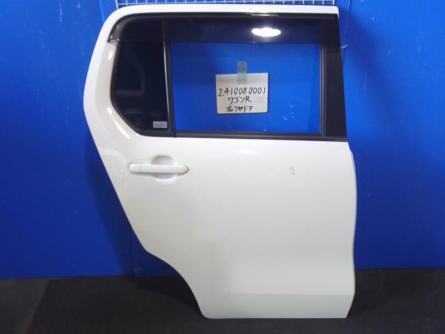 【中古】中古部品 ワゴンＲ MH34S 右ﾘｱﾄﾞｱ 【3310220100-241008000113300】