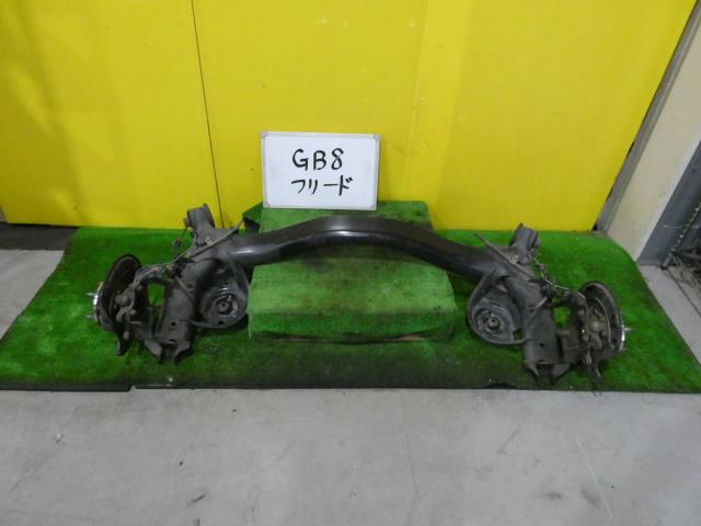 【中古】中古部品 フリード GB8 ﾘｱｱｸｽﾙﾋﾞｰﾑ 【3331010600-241022000753500】