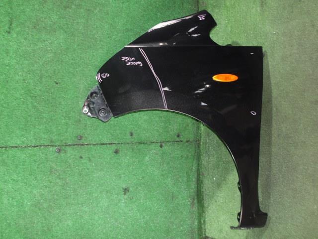 【中古】中古部品 ムーヴ LA100S 左ﾌﾛﾝﾄﾌｪﾝﾀﾞｰ 【3340220100-000225073910701】