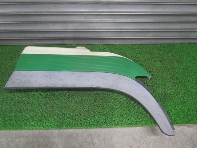 【中古】中古部品 ふそう大型車 右ﾌﾛﾝﾄﾌｪﾝﾀﾞｰ 【3330540100-241113001310600】