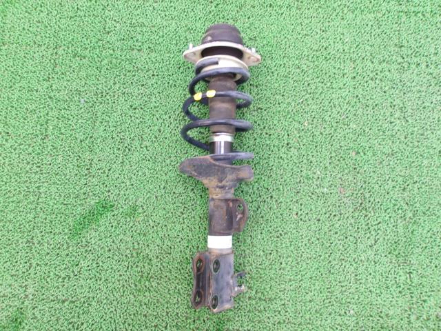 【中古】中古部品 スクラム DG64V 左フロントストラット 【3310250100-000243043550210】