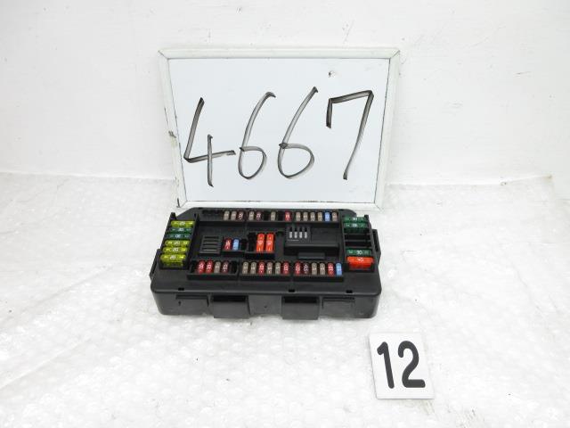 【中古】中古部品 BMW 3シリーズ 3D20 ﾋｭｰｽﾞﾎﾞｯｸｽ 【3500170000-241114500967800】