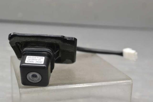 【中古】中古部品 フーガ Y51 ｶﾒﾗ 【3310580000-241118001215850】