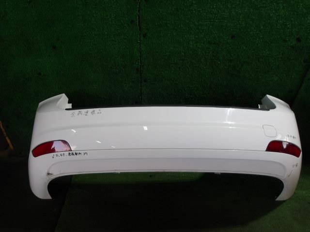 【中古】中古部品 ボルボ 50シリーズ MB4204S ﾘｱﾊﾞﾝﾊﾟｰ 【3340220100-000225075915100】