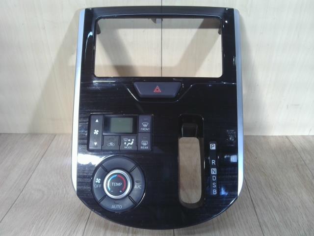 【中古】中古部品 タント LA600S A/Cｽｲｯﾁﾊﾟﾈﾙ 【3310390100-241111000860900】