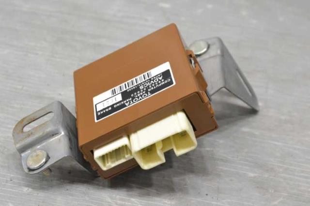【中古】中古部品 レクサス LS UVF45 その他 ブレーキ系部品 【3310580000-241119001249100】