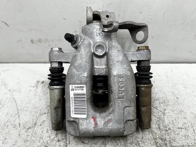 【中古】中古部品 シトロエン DS3 A5CHN01 左ﾘｱｷｬﾘﾊﾟｰ 【3310070100-000090763844460】