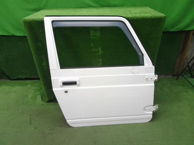 【中古】中古部品 ジムニー JA22W 右ﾌﾛﾝﾄﾄﾞｱ 【3310200100-000021357213100】