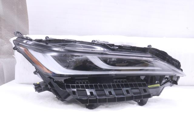 【中古】中古部品 ハリアー MXUA80 右ﾍｯﾄﾞﾗﾝﾌﾟ 【3260520000-241127501010800】