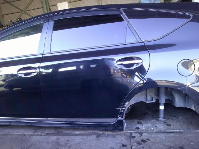 プリウスα　ZVW41W　H24年　右リアドア/1F7【193873】 中古中古部品 プリウスα ZVW41W 右ﾘｱﾄﾞｱ 3310200100