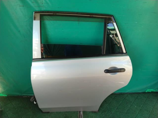 【中古】中古部品 ＡＤ VY12 左ﾘｱﾄﾞｱ 【3310080100-240701000113400】