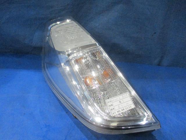 【中古】中古部品 ｅＫスペース B11A 左ﾃｰﾙﾗﾝﾌﾟ 【3310160100-000004405215600】