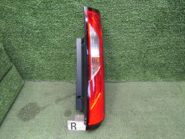 【中古】中古部品 ステップワゴン RP1 右ﾃｰﾙﾗﾝﾌﾟ 【3330200100-242131000015500】 21,791円