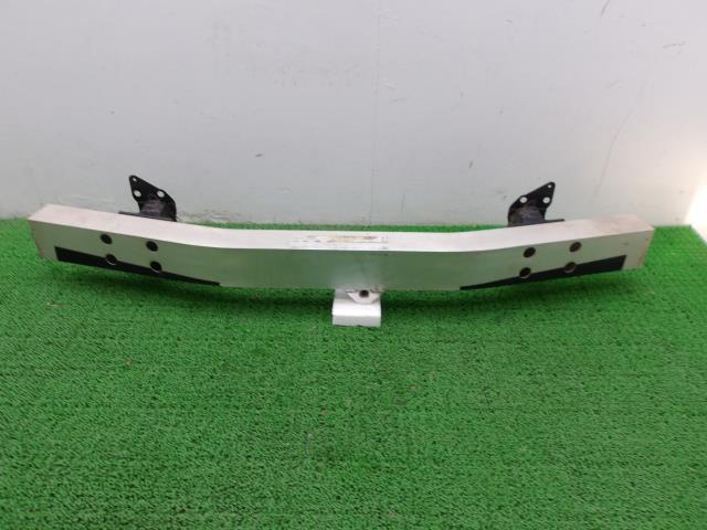 【中古】中古部品 スカイライン V35 ﾌﾛﾝﾄﾊﾞﾝﾊﾟｰﾎｰｽﾒﾝﾄ 【3310250100-000243039110120】