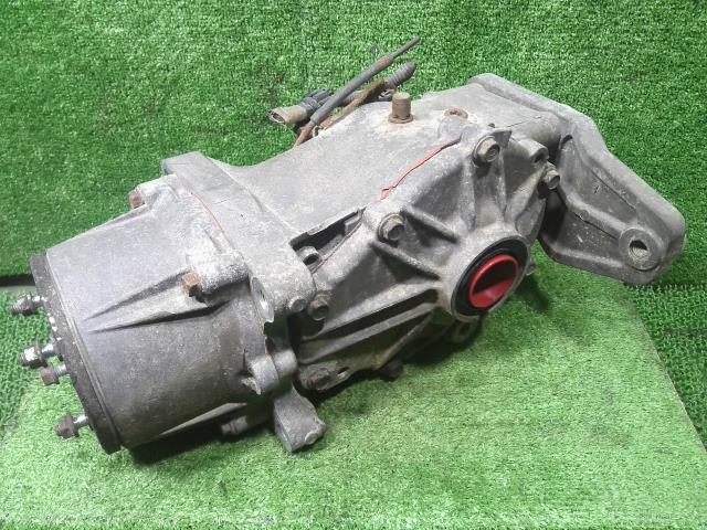 【中古】中古部品 ハリアー ZSU65W リアリジットデフ 【3330900100-000024078341220】