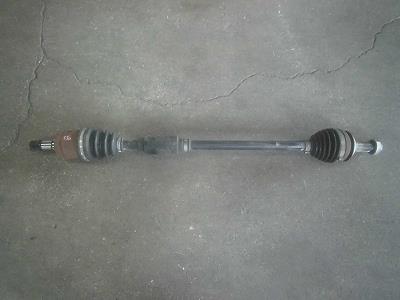 【中古】中古部品 Ｎ－ＢＯＸ JF1 右ﾌﾛﾝﾄﾄﾞﾗｲﾌﾞｼｬﾌﾄ 【3340180100-241203000142100】