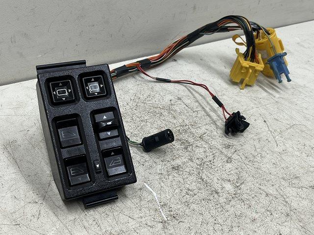 【中古】中古部品 ジャガー XJシリーズ JLG ﾊﾟﾜｰｳｲﾝﾄﾞｳｽｲｯﾁ 【3310070100-0000Y0760961900】