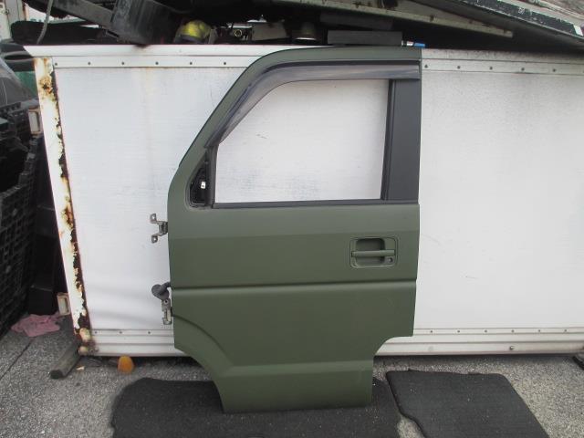 【中古】中古部品 エブリィ DA64W 左ﾌﾛﾝﾄﾄﾞｱ 【3340240100-202400010613200】