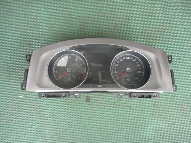 【中古】中古部品 VW ゴルフ ｽﾋﾟｰﾄﾞﾒｰﾀｰ 【3310190100-000244012161400】