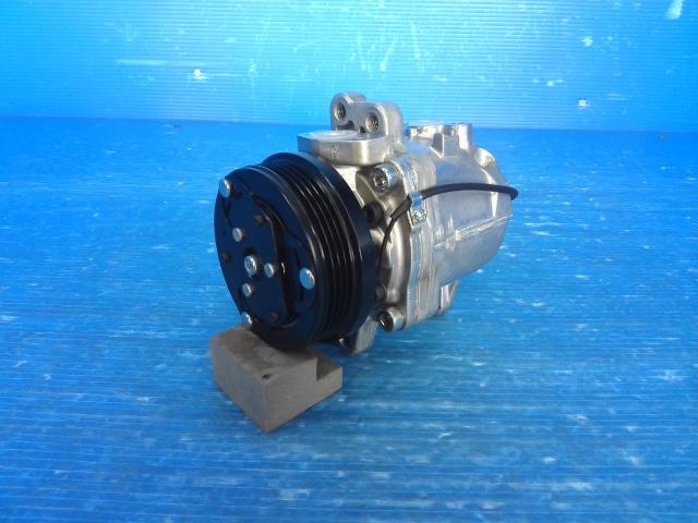 【中古】中古部品 エブリィ DA17V A/Cｺﾝﾌﾟﾚｯｻｰ 【3310550000-241108000660700】