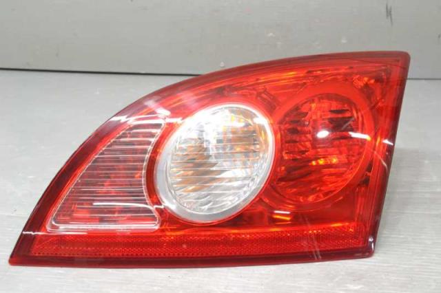 【中古】中古部品 クライスラークロスファイア ZH32C 右ﾃｰﾙﾗﾝﾌﾟ 【3310580000-241206000615500】