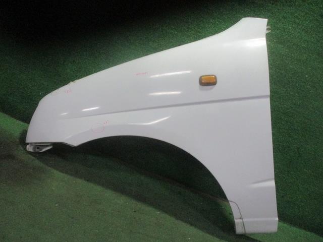 【中古】中古部品 テリオスキッド J131G 左ﾌﾛﾝﾄﾌｪﾝﾀﾞｰ 【3500080000-240321001410700】