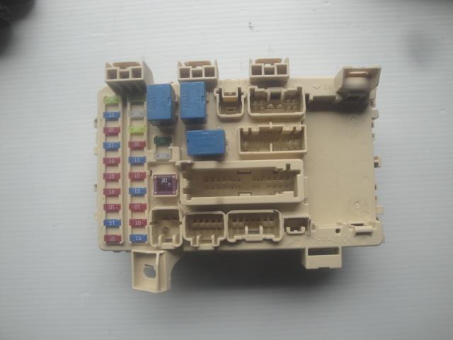 【中古】中古部品 アルト HA25V ﾋｭｰｽﾞﾎﾞｯｸｽ 【3100430000-241204000267800】