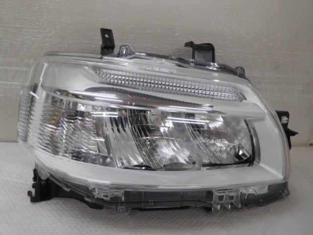 【中古】中古部品 タウンエース S403M 右ﾍｯﾄﾞﾗﾝﾌﾟ 【3380050000-000036438010800】