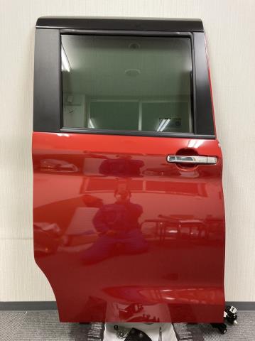 【中古】中古部品 eKクロススペース B34A 右リアドア 【3260430000-000080191113300】