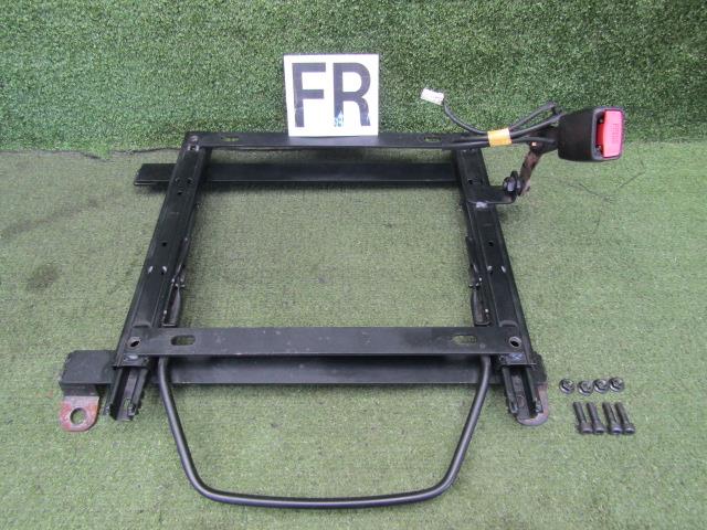 【中古】中古部品 レグナム EC5W ｼｰﾄﾚｰﾙ 【3330200100-242138000070450】