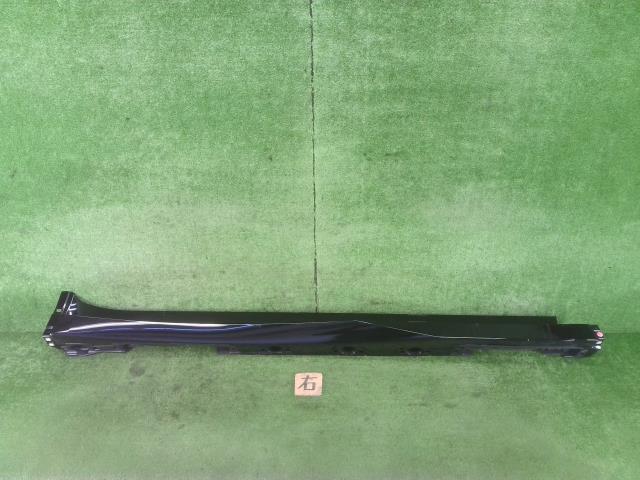 【中古】中古部品 プリウス ZVW60 右ｻｲﾄﾞｽﾃｯﾌﾟ 【3330990100-241107000313700】