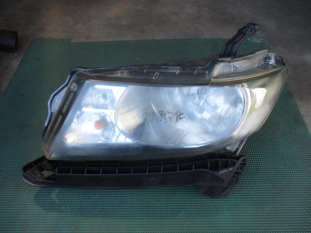 【中古】中古部品 フリードスパイク GB3 左ﾍｯﾄﾞﾗﾝﾌﾟ 【3310190100-000244011210900】