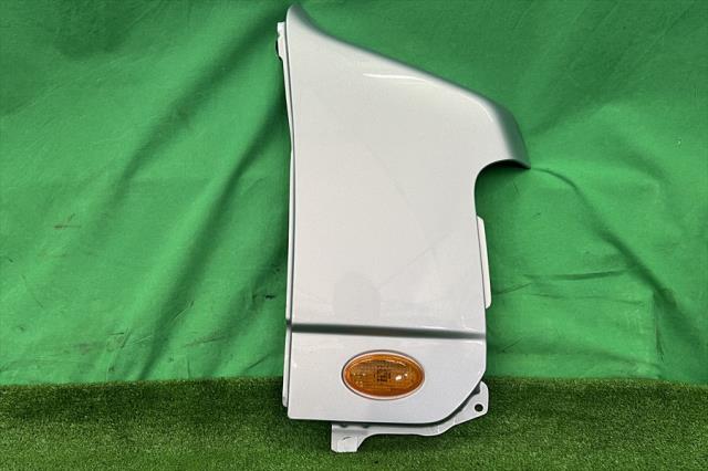 【中古】中古部品 サンバー TV2 右ﾌﾛﾝﾄﾌｪﾝﾀﾞｰ 【3330240100-002024675910600】